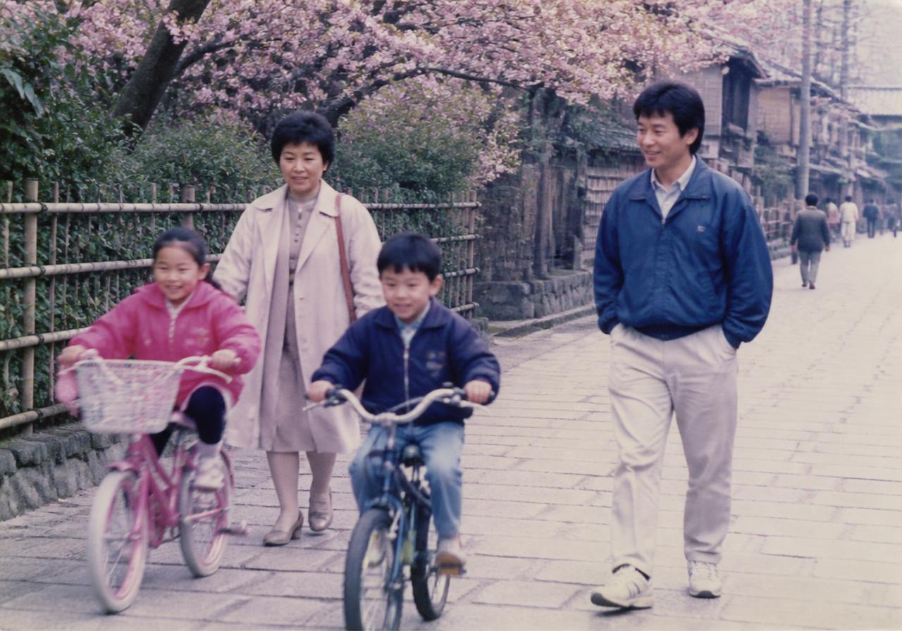 1992 — Blossoms and Bicycles